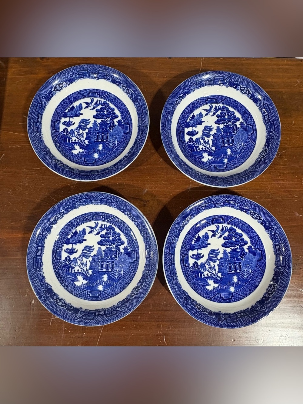 Allerton’s Ltd. Blue Willow Shallow Soup Bowls Blue and White Chinoiserie. Set 4